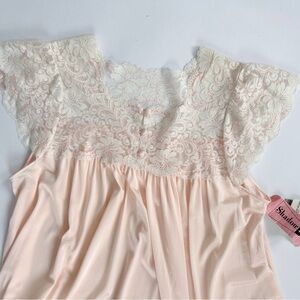 Vintage NWT sheet pink nightgown